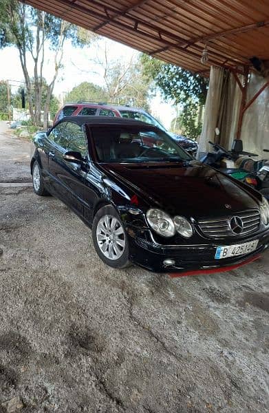 Mercedes-Benz CLK-Class 2005 1