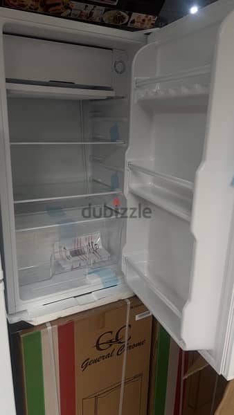 5 feet refregirator (minibar)  براد ٥ قدم 1