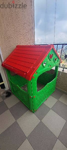 cat and dogs house 0