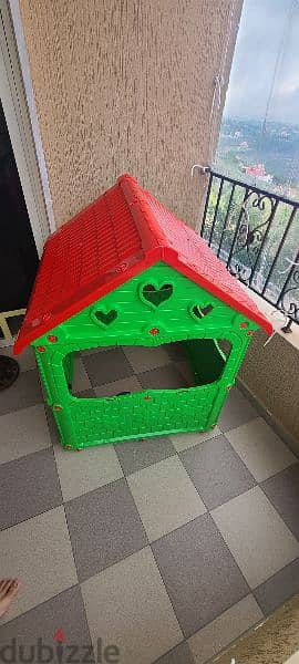 cat and dogs house 1