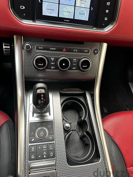 Range Rover Sport V8 autobiography 2016 white on red & black 17