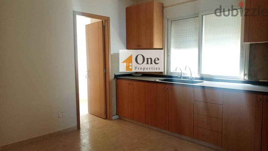 UNFURNISHED APARTMENT FOR YEARLY RENT IN HARET SAKHER 5