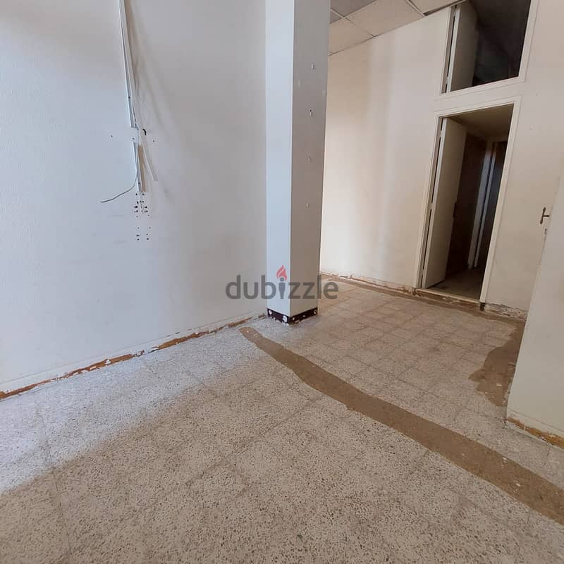 Office with for Rent in Jal el Dib مكتب حديث للإيجار في جل الديب 7