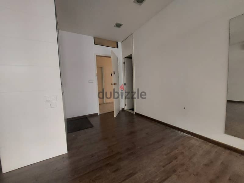 Office for rent in Mtayleb مكتب للايجار في المطيلب 5