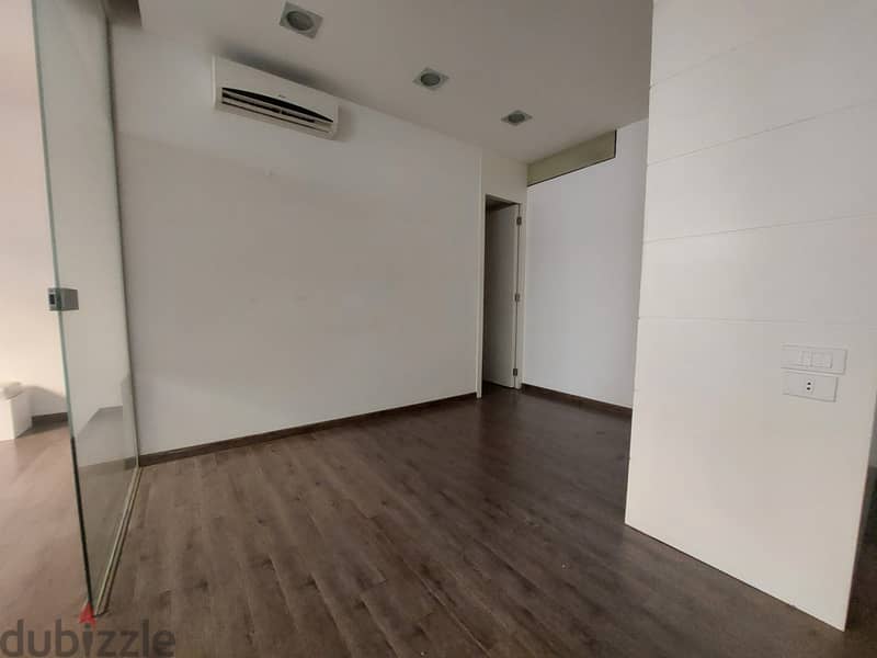 Office for rent in Mtayleb مكتب للايجار في المطيلب 6