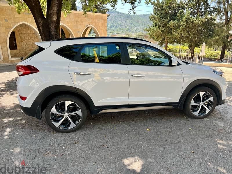 Hyundai Tucson 2017 1