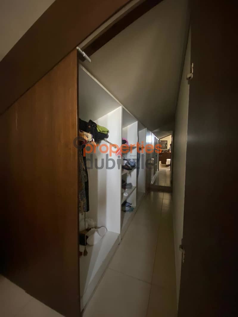 Apartment for sale in Aoukar شقة للبيع بعوكر CPCJ14 13