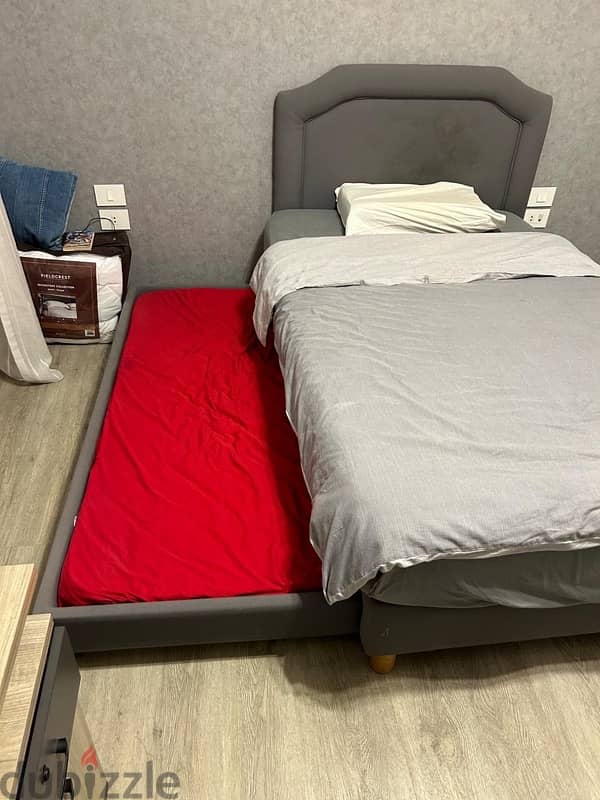 SLEEP COMFORT bed with matress Full bed setup NEGOTIABLE 1