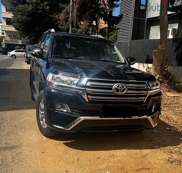 Toyota Land Cruiser 2018 v6 gxr 1