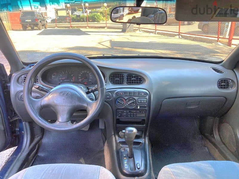 Hyundai Elantra 1996 full automatic مالك واحد مصدر الشركة لبنان 17