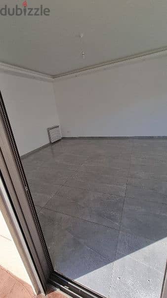 Apartment for sale in baabdat شقة للبيع في بعبدات 5