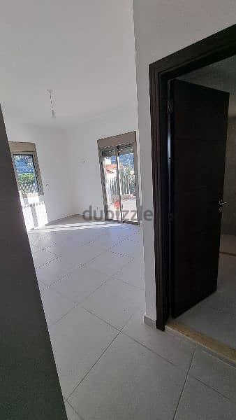 Apartment for sale in baabdat شقة للبيع في بعبدات 10