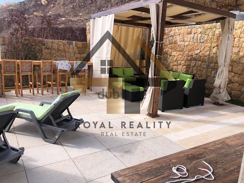 villa for sale in faraya - فيلا للبيع في فاريا 1