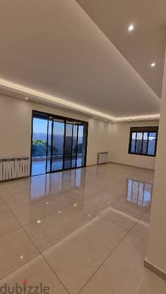 Apartment for sale in baabdat شقة للبيع في بعبدات 0