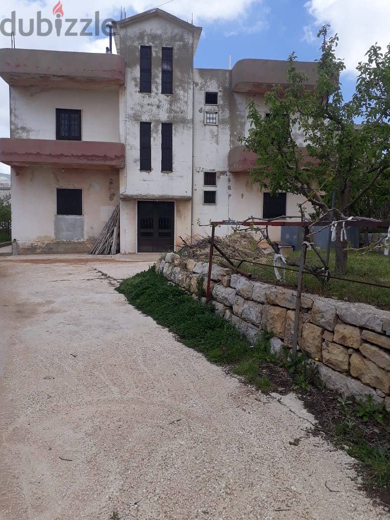 Land for sale in Tarchich ارض للبيع في ترشيش 1