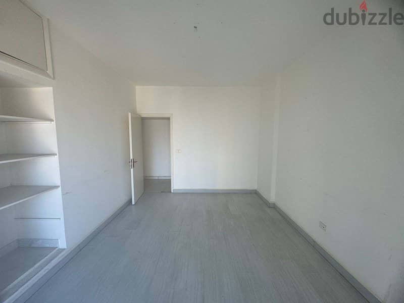 #R2127 - Spacious Office for Rent in Sodeco 4