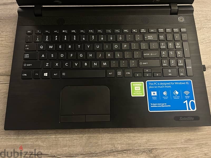 TOSHIBA SATELLITE C55-C5241 1