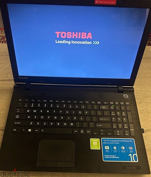 TOSHIBA SATELLITE C55-C5241 3