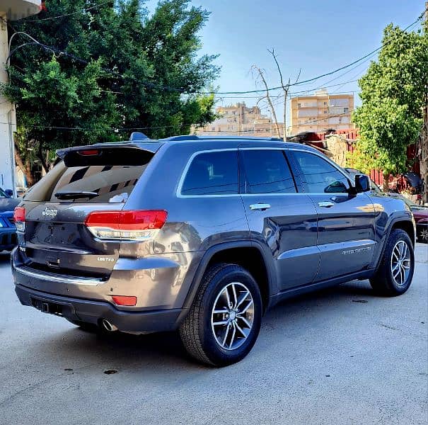 JEEP Grand Cherokee 2017 LIMITED V6 4WD 99000 miles اجنبي شبه جديد 3