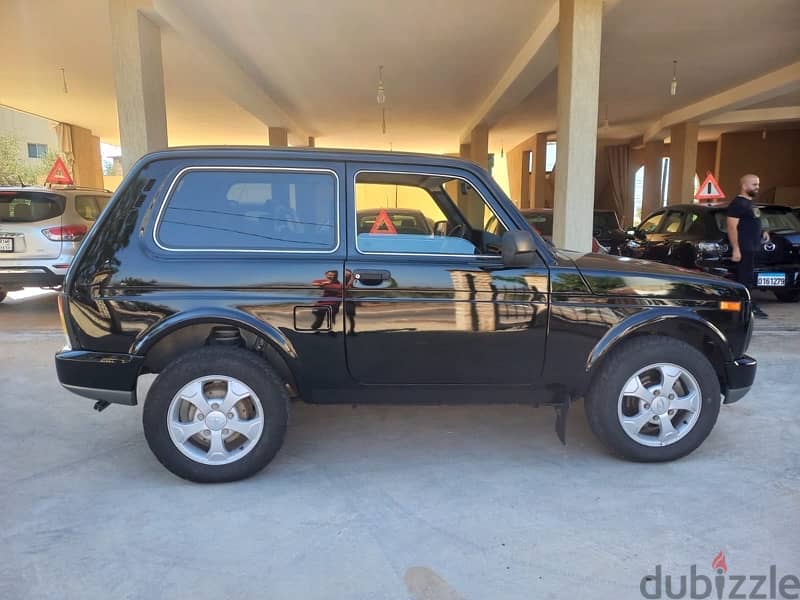 Lada Niva one owner 55000 kms 5