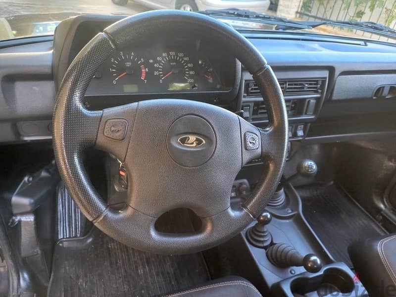 Lada Niva one owner 55000 kms 9