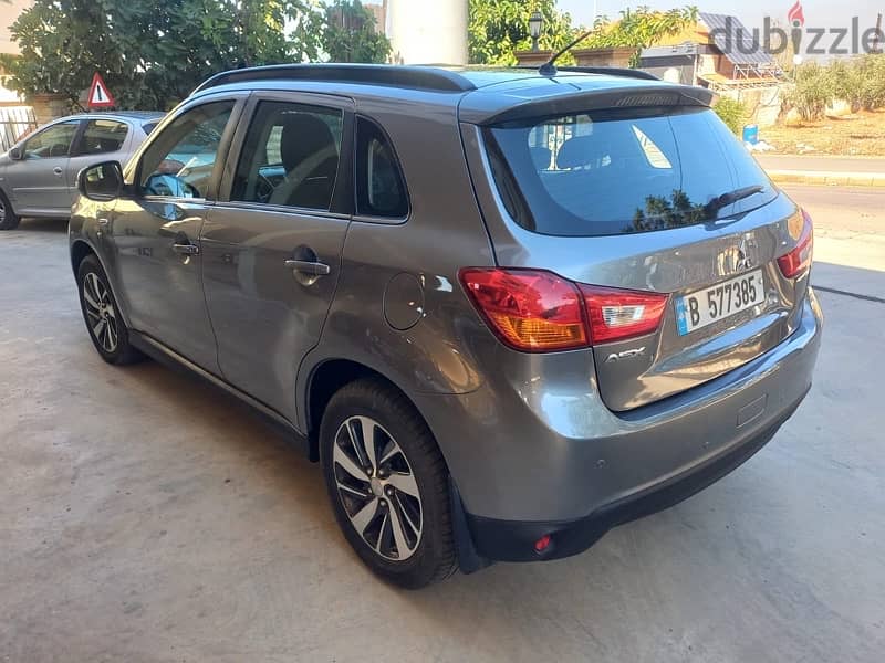 Mitsubishi ASX Special edition one owner 5