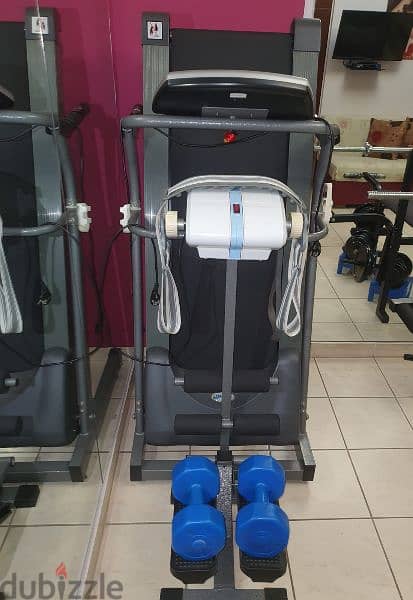 treadmill with equipments 2