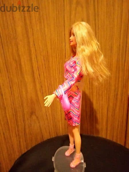 Barbie Mattel 2002 As new doll Bend legs wearing outfit +Shoes=23$ 5