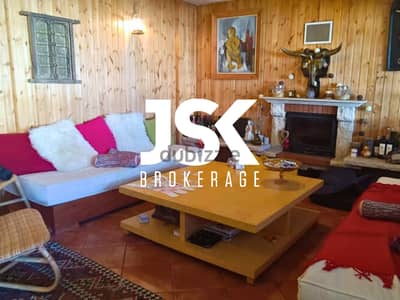 L16164-Decorated and Furnished Chalet With Garden For Sale In Plateau