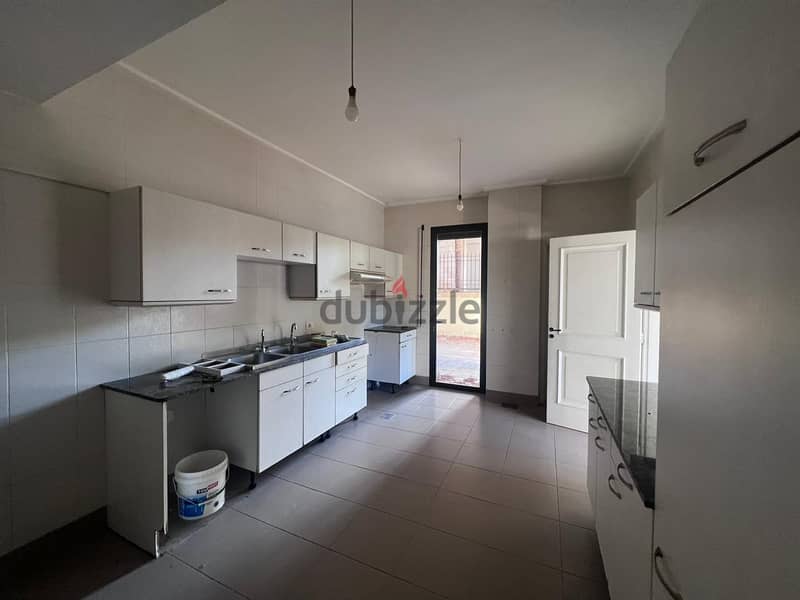 Apartment for sale in Broumana شقة للبيع ب برمانا 6