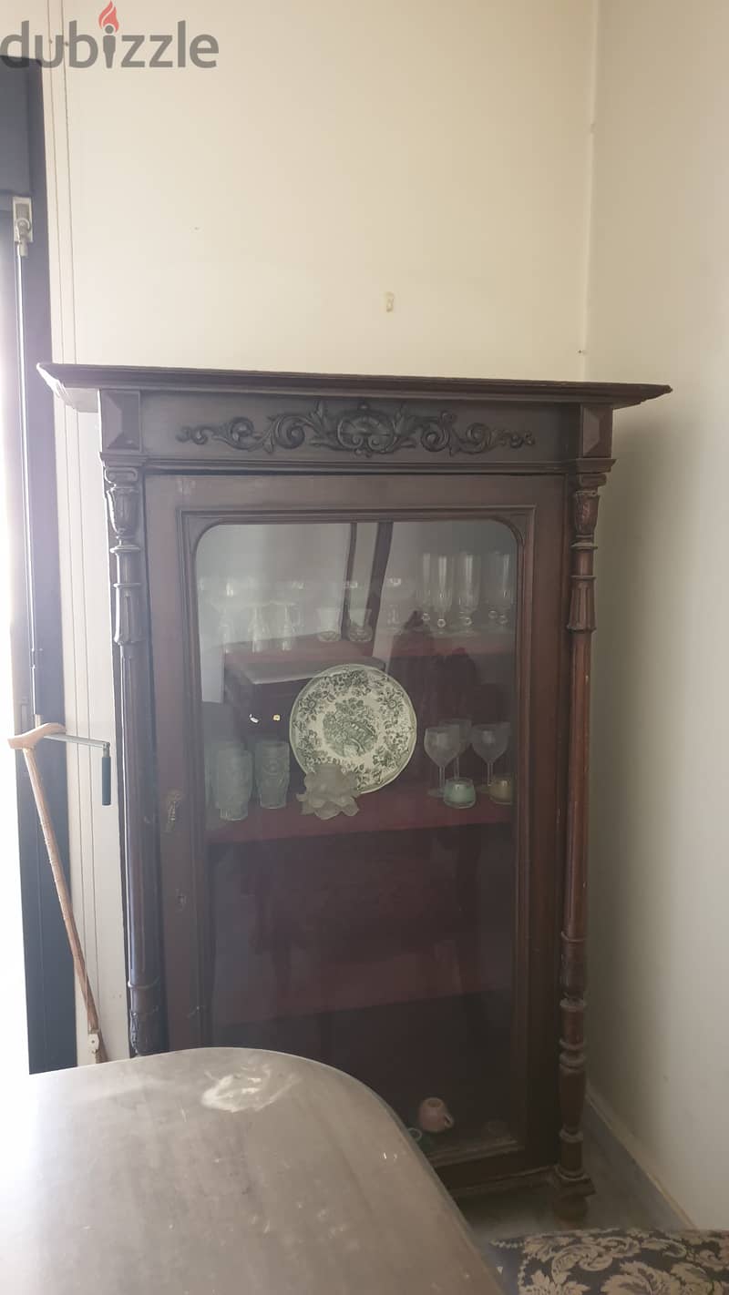 ANTIQUE FURNITURES 2