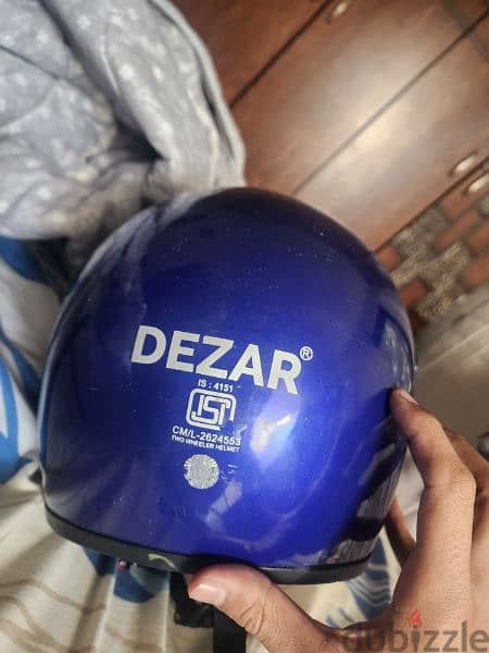 helmet dezar 1