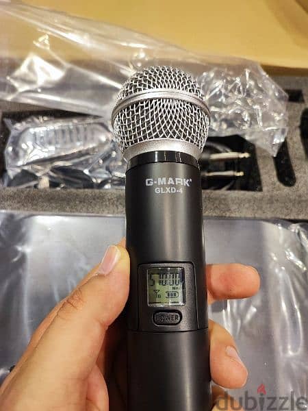 GlxD4 dual wireless microphone 3