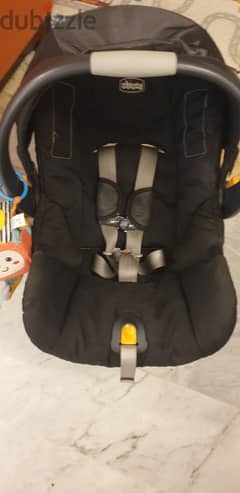 Chicco Car Seat stage 1 LIKE NEW 0