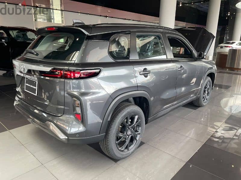 Toyota Land Cruiser 2024 3