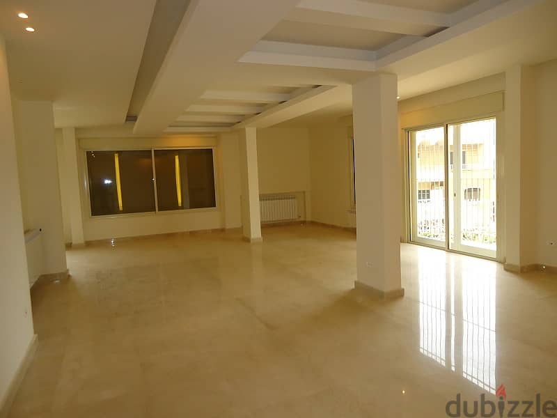 Villa for sale in Baabdath فيلا للبيع في بعبدات 0