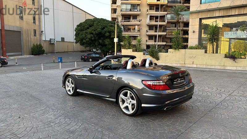 Mercedes-Benz SLK 200 convertible company source. 8