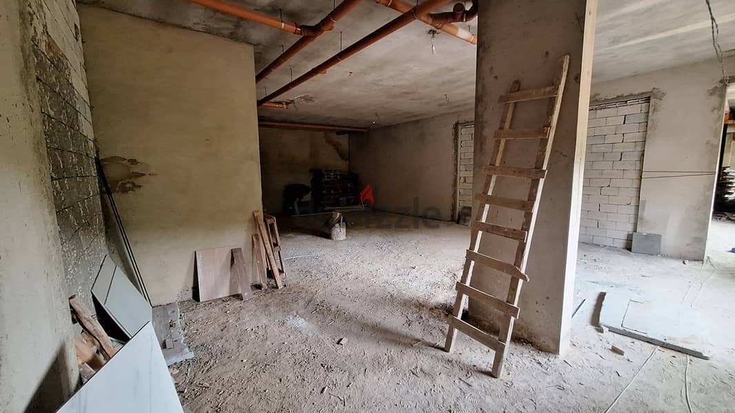 Warehouse fo Sale in Mansourieh مستودع للبيع في المنصورية 7