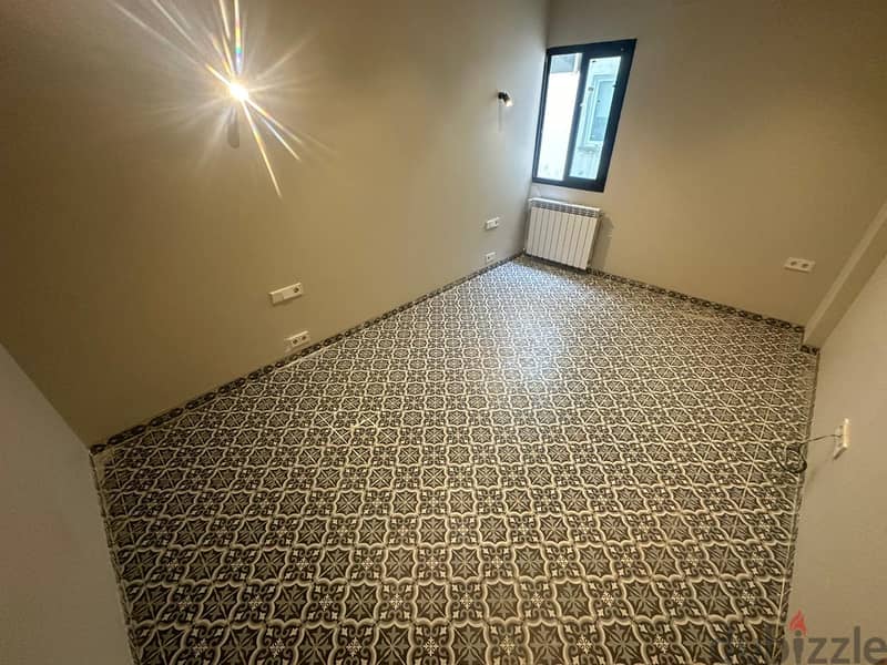 Apartment for Sale in Horch Tabet شقة للبيع في حرش تابت 7