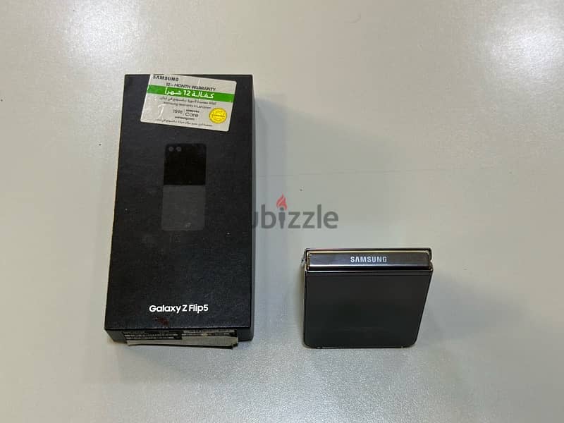 Samsung Z flip 5 512Gb/8Ram clean in excellent condition 2