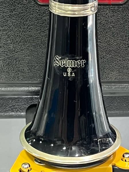 clarinet Bb selmer CL300 in excellent condition 4