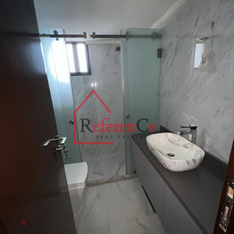 Semi furnished apartment in Zalka شقة نصف مفروشة في الزلقا 5