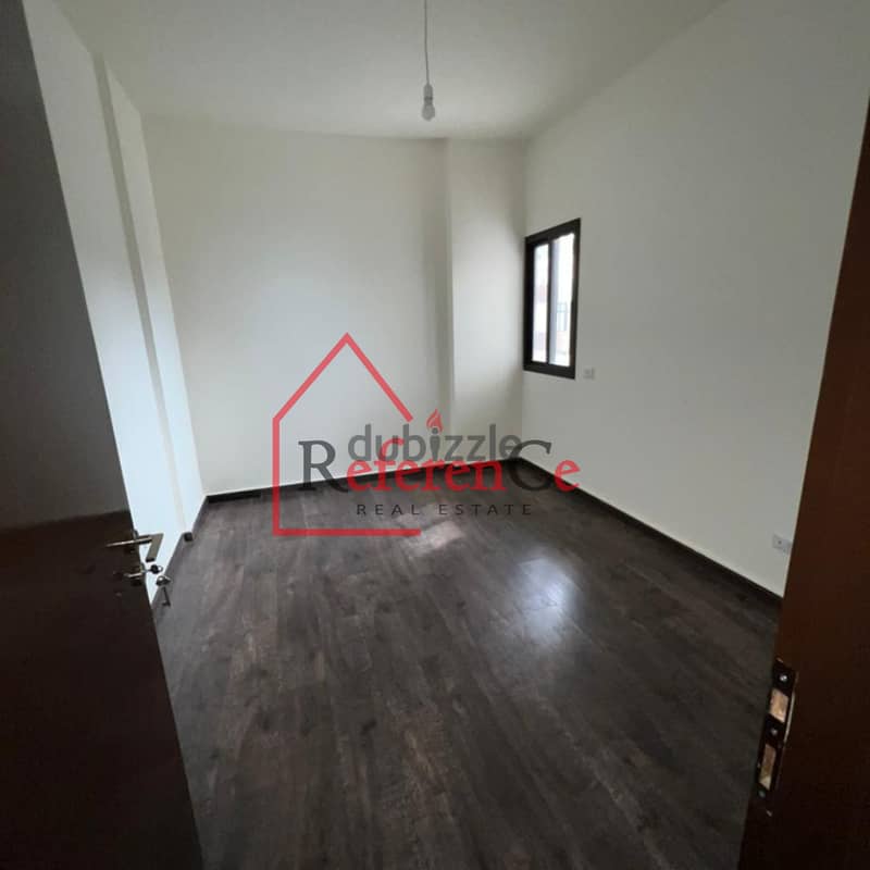 Semi furnished apartment in Zalka شقة نصف مفروشة في الزلقا 7