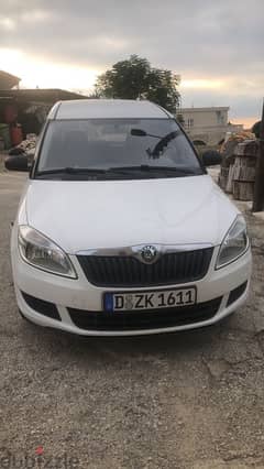 Skoda Rapid 2013 0