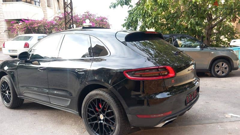 Porsche Macan 2017 11