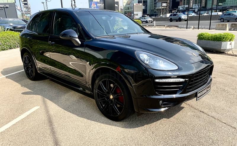 Porsche Cayenne S 2011 4