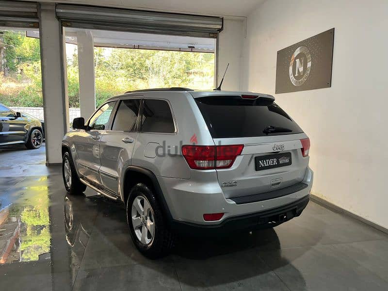 Jeep Grand Cherokee V6 2011 Limited 4