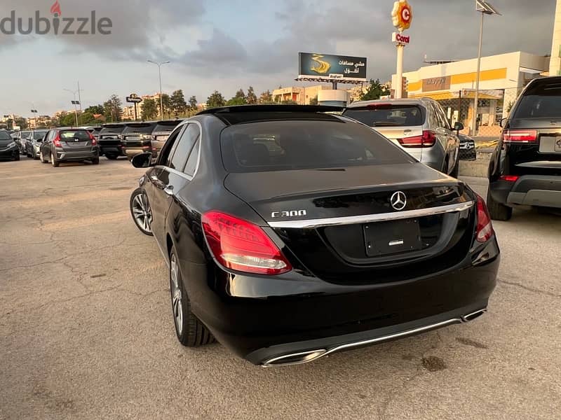 Mercedes-Benz C 300 2016 V4  CLEAN CARFAX !! 3