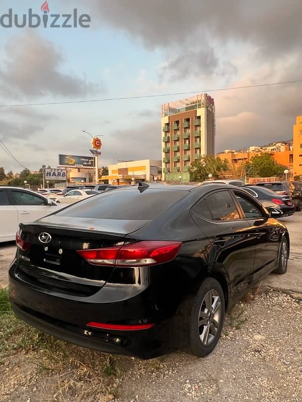 Hyundai Elantra 2017 V4 VERY GOOD CONDITION 3