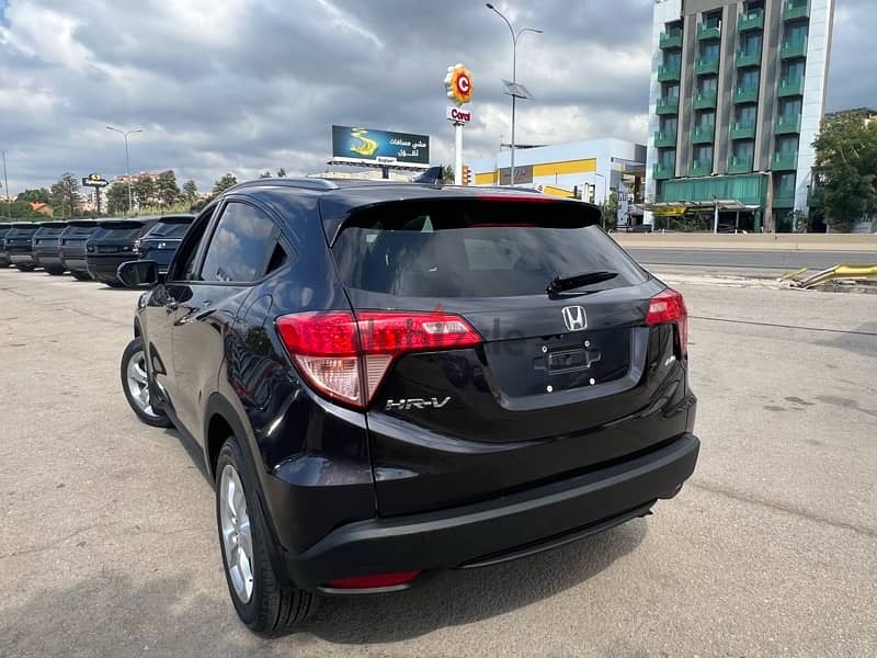 Honda HR-V 2016 V4 AWD CLEAN CAR 2